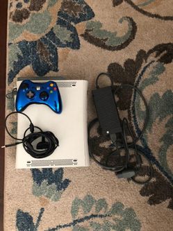 Xbox 360 with games