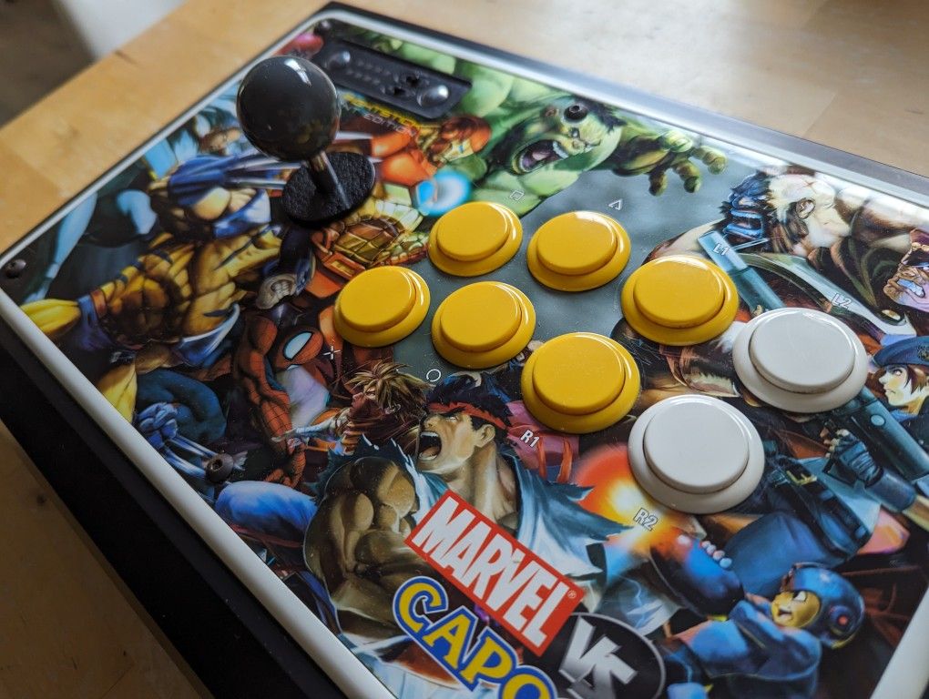 Mad Catz Marvel Vs Capcom Te2  Fighting Stick PS3/4 PS5 PC