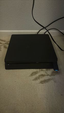 Used PS4 Slim With Scuf Controller