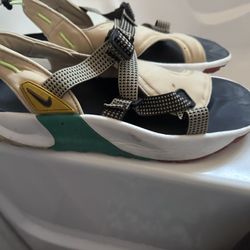 Men’s Nike Sandals 