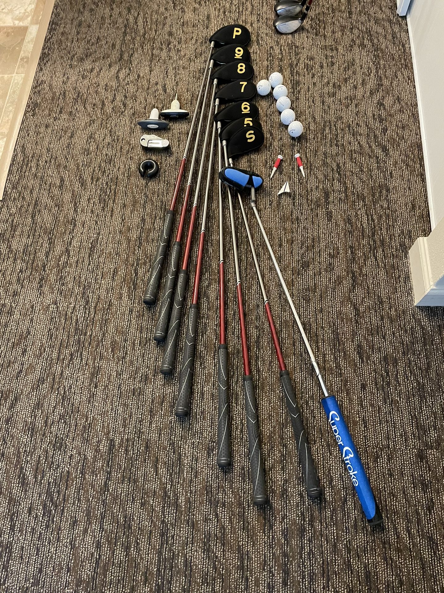 Full Set Of Excellent Golf Clubs, Ready To Go Golfing