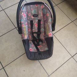 Girl Infant Car seat 