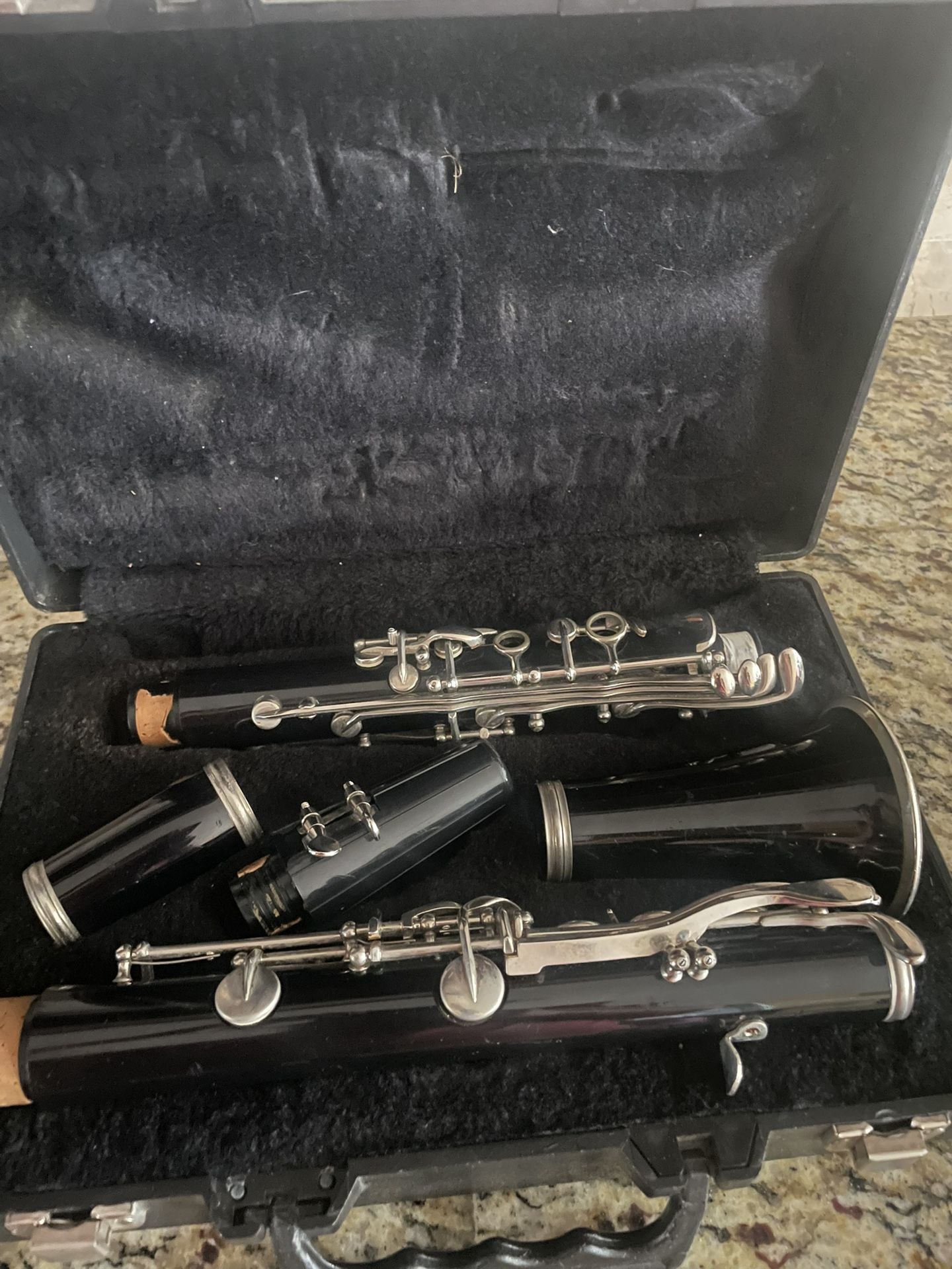 Vintage Bundy Resonite Clarinet