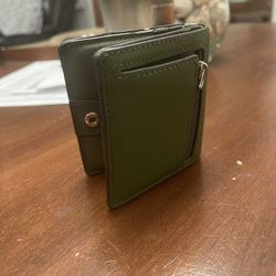 Kate Spade Green Wallet! 