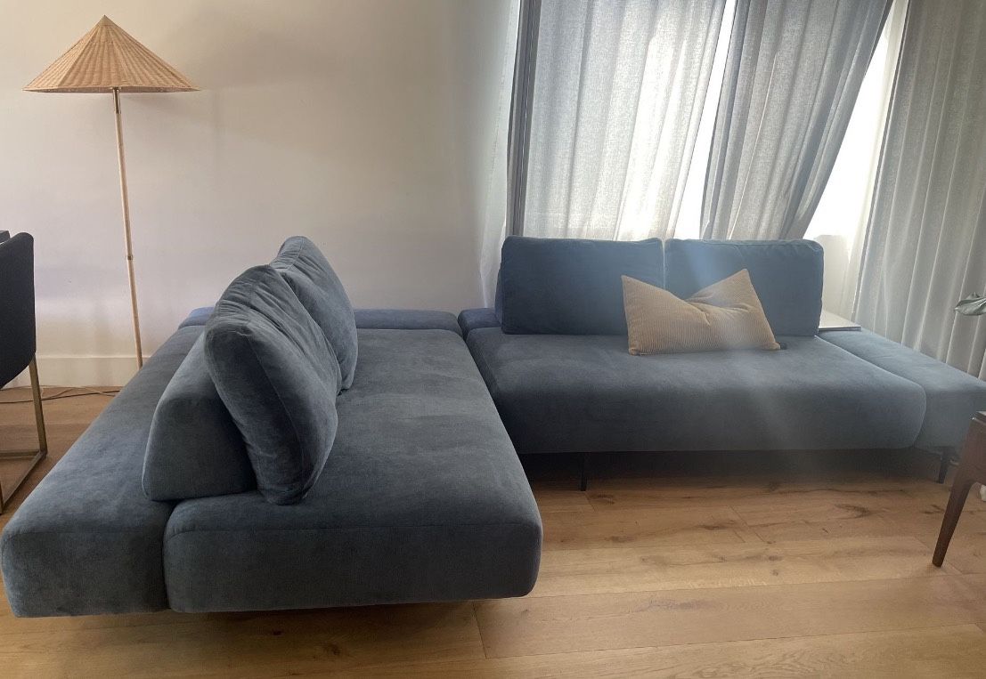 Article Divan Sectional