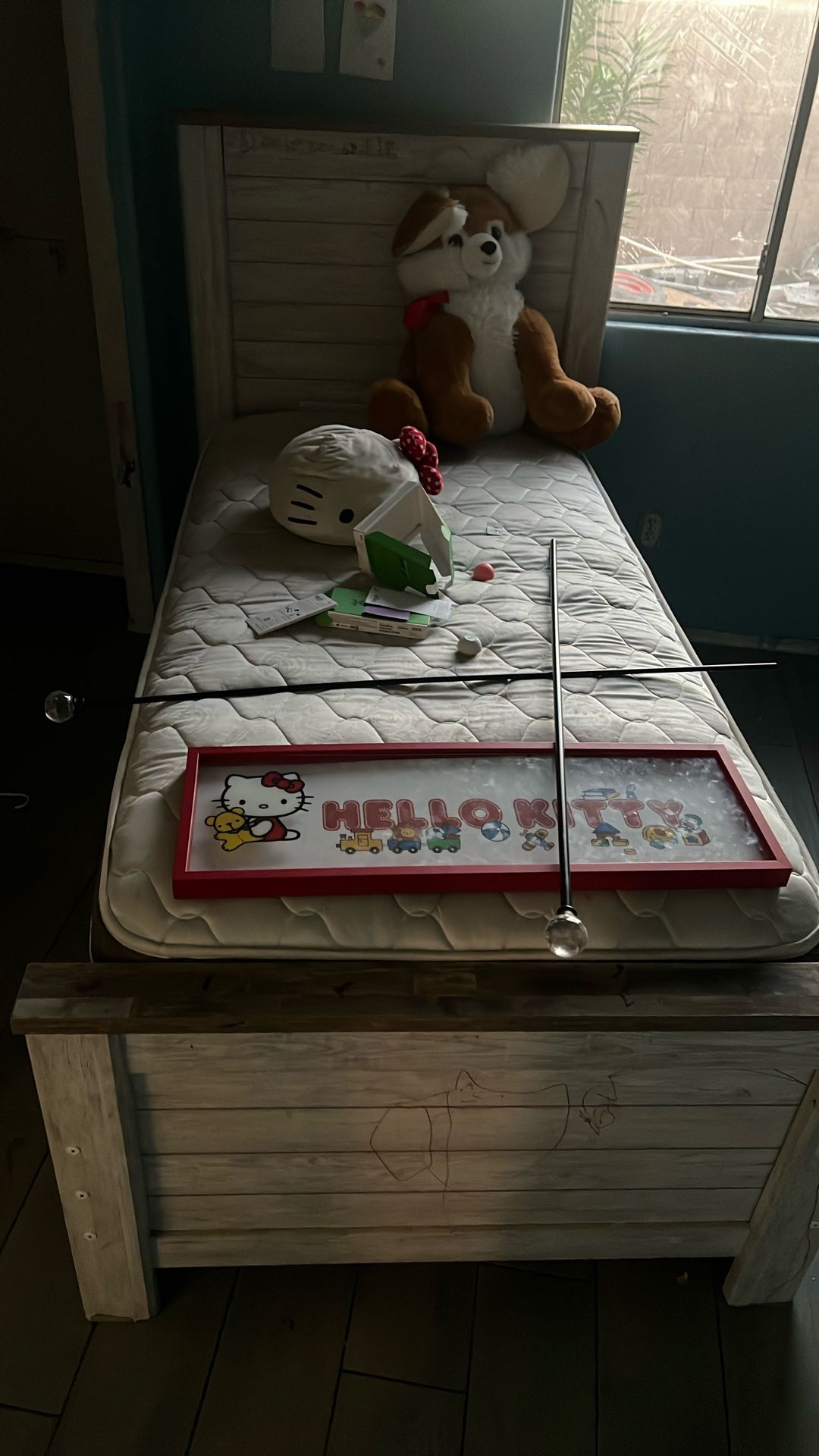 Twin Bed