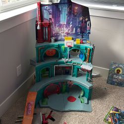 FREE 3 Ft Ninja Turtle Sewer Play Tower