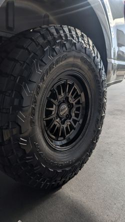 17" Black Rhino Taleo Gloss Black Available‼️