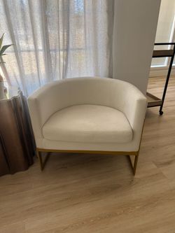 Accent chair