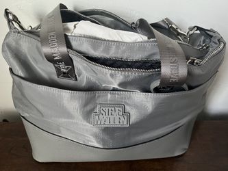 New Steve Madden Grey Weekender Travel Bag – Logo Duffel Tote 