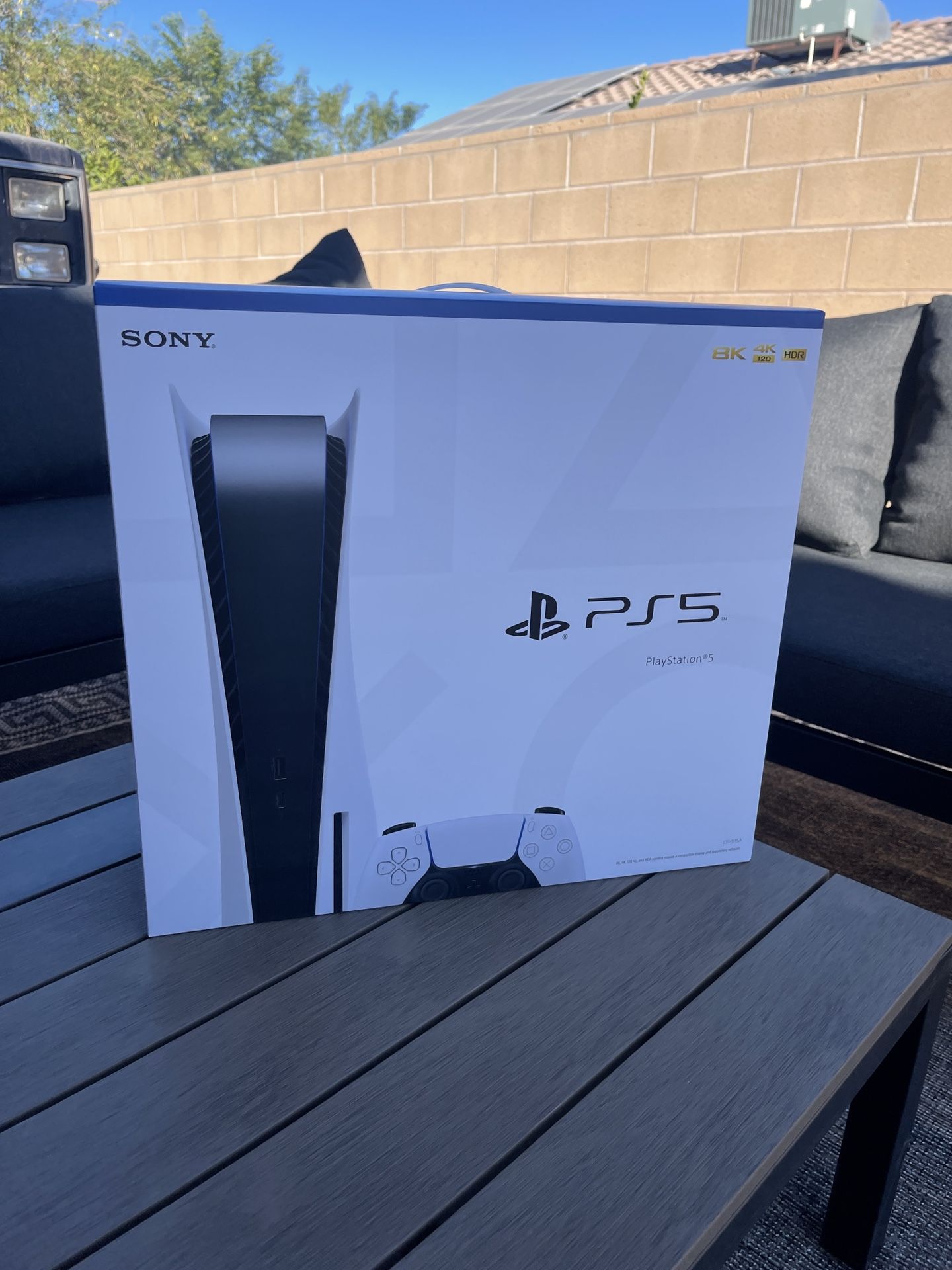 PLAYSTATION 5