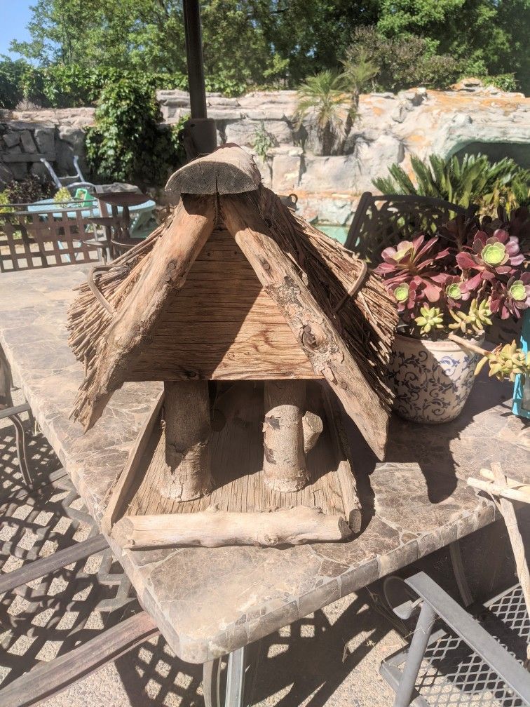 Table Top Tiki House. Outdoor Decor 