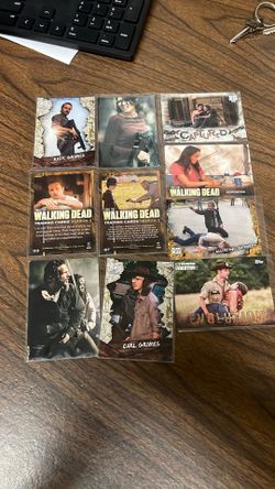 Walking Dead , E.T , & The Lion King cards