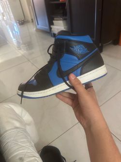 Nike men’s air Jordan 1 mid Royal Blue black retro shoes men’s size 11