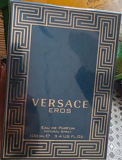 Versace Eros Eau De Parfum Natural Spray