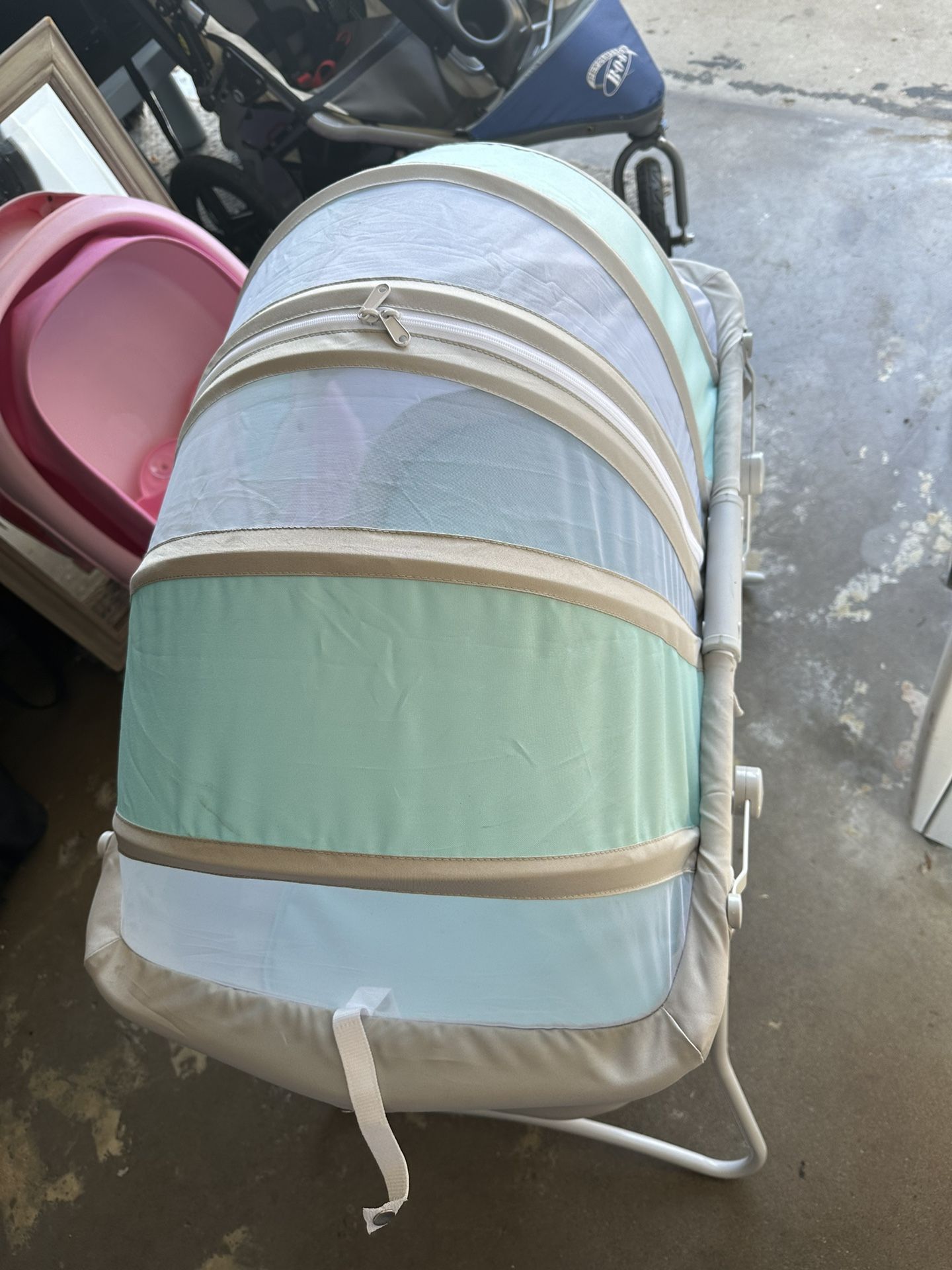 Dream On Me Foldable Basinet