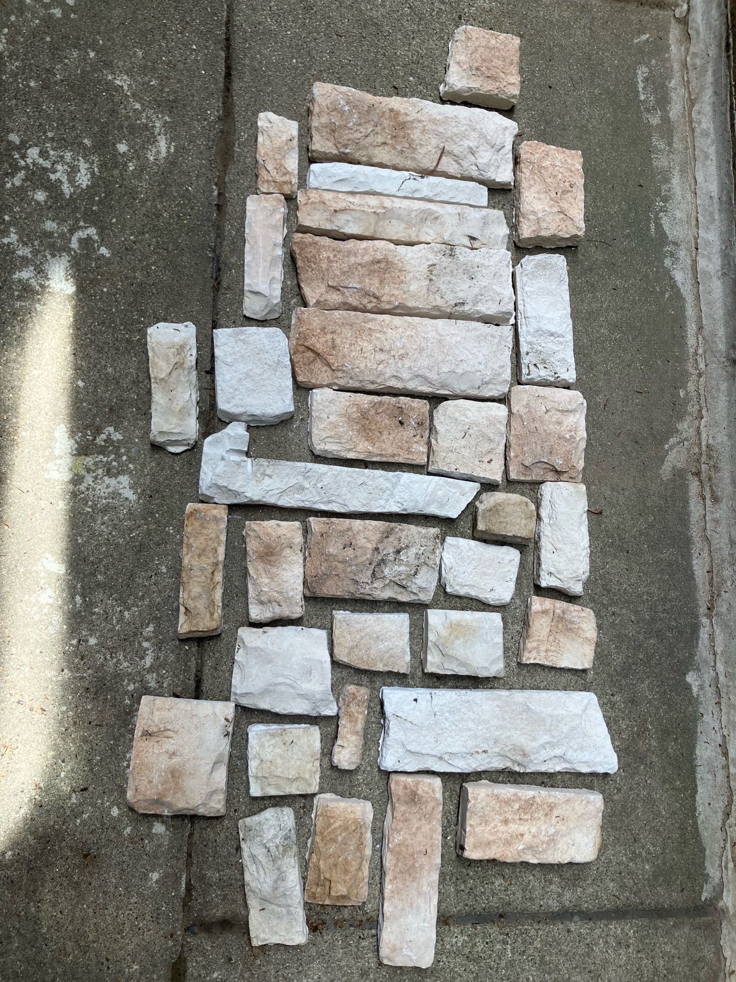 Cast Natural Cream Limestone Manufactured Stone Veneer Siding