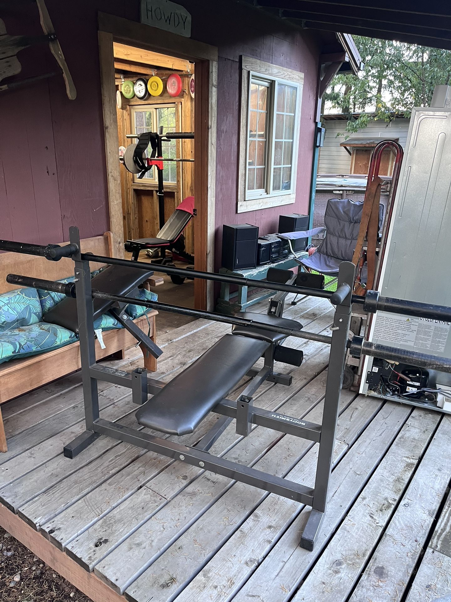 Weight Bench And2 Olympic Straight Bars $125