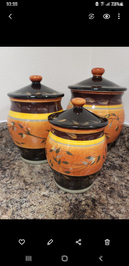 3 Kitchen Canisters 