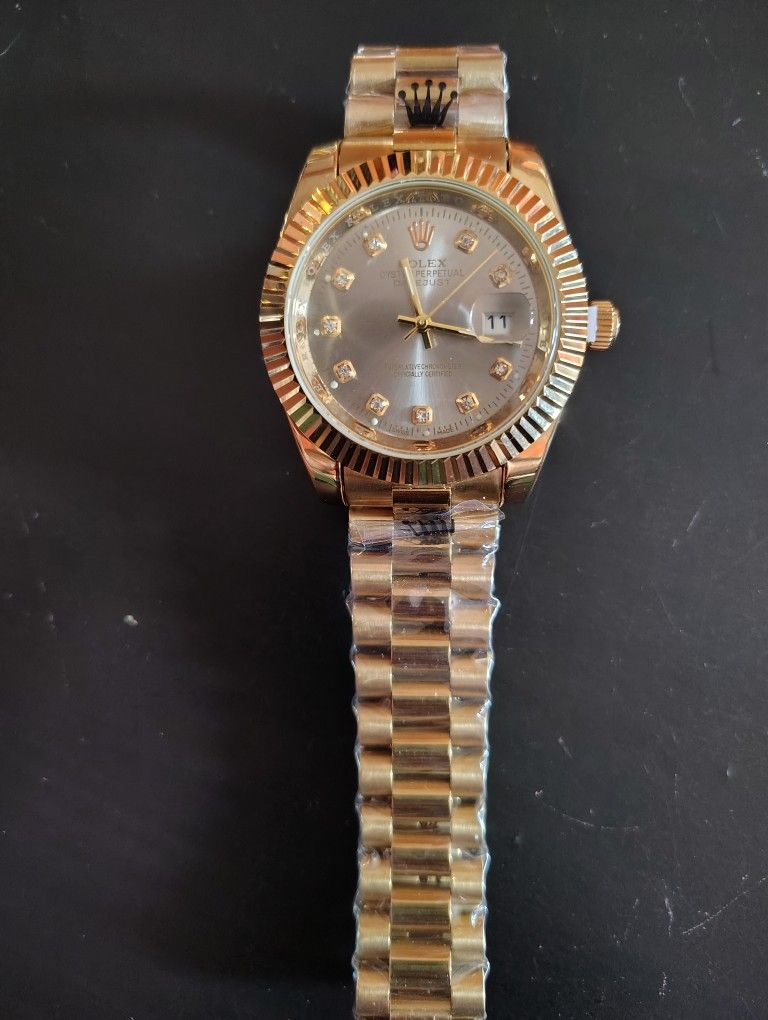 Champagne Dial