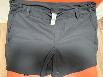 Spanx shorts women’s medium