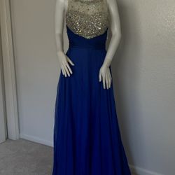 Brandnew Beautiful Dress Small / Medium Retail Value $899 + Tax 