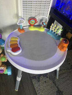 Kids - Toy Table & Toy Walker