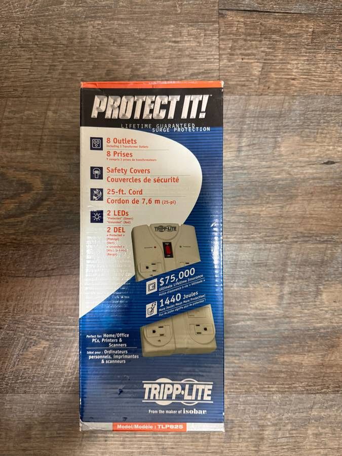 Tripp-Lite TLP825 Surge Protector