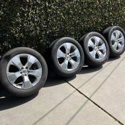 Volvo XC40 OEM Rims and Tires Set