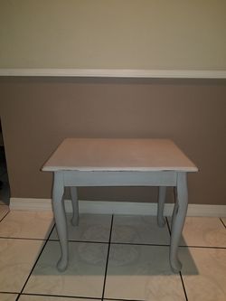 Vintage shabby chic table