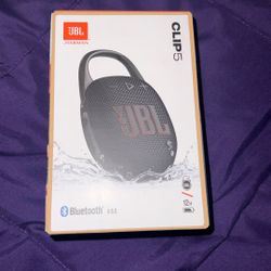 JBL Clip 5 Bluetooth Speaker