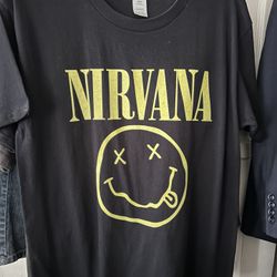Nirvana Men’s Shirt Size M