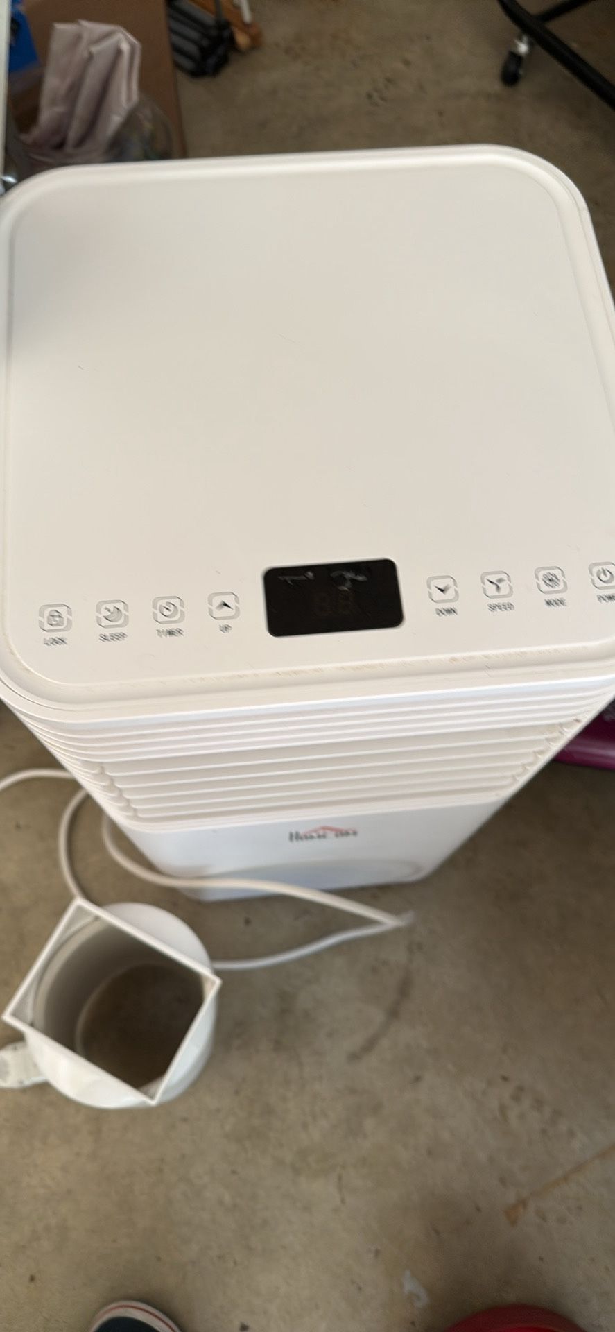 Used HOMCOM 8000 BTU Mobile Air Conditioner for Cooling and Dehumidifying, Remote Control, 24H Timer, LED Display, White