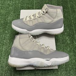 2021 Jordan Cool Grey 11s size 7.5M USED But Clean 