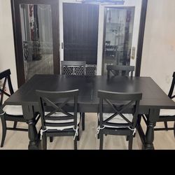 Pottery Barn Stefano Solid Wood Dining Table 6 Chairs