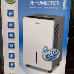 70 Pt Dehumidifier With Internal Pump 