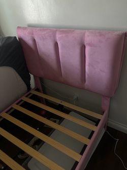 Twin bed