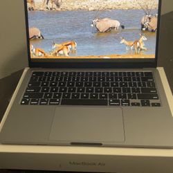 MacBook Air M2