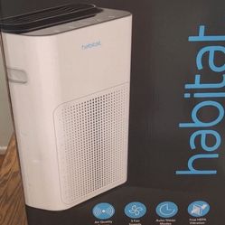 Habitat Air Purifier 280 A(e). Brand New 