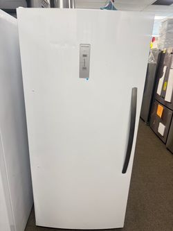 FRIGIDAIRE FREEZER 20 CU FT ON SALE