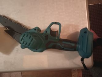 Moor11 chain saw