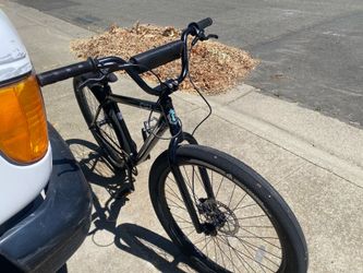 C2 Collective wheelie bike. ( meet in person )