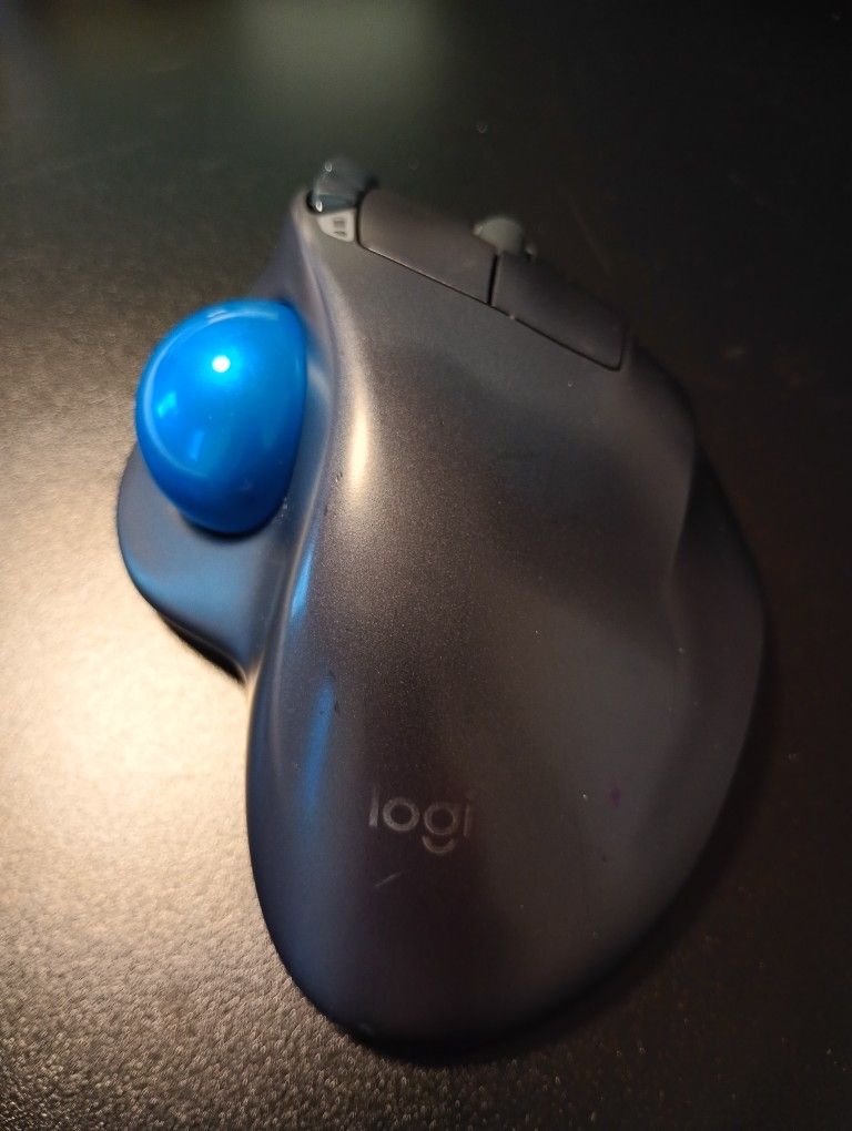 Logitech Wireless Ergonomic Mouse