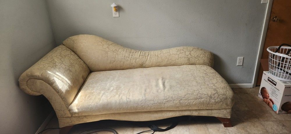 Free Couch