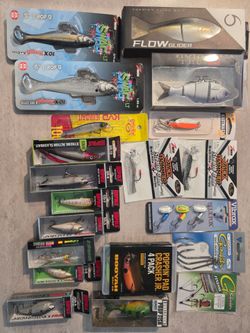 Assorted Fishing Lures NEW In The Package