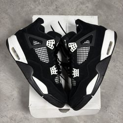Jordan 4 White Thunder Size 10 Men