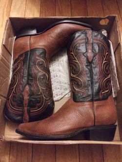 Boots Men size U.S.10 Mex 29