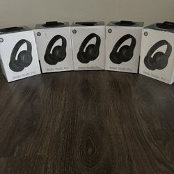 Beats Studio Pros 