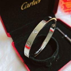 Carttier Bangles 