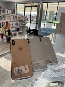 iPhone XS Max Factory Unlocked With Warranty 